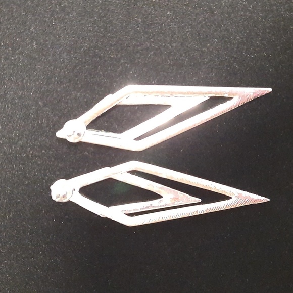 Earrings you can wear two ways Bundle and save 5 for 30 or 1 for 10 - Picture 5 of 6